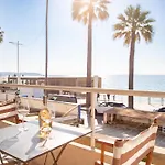公寓 Large On The Seafront 昂蒂布
