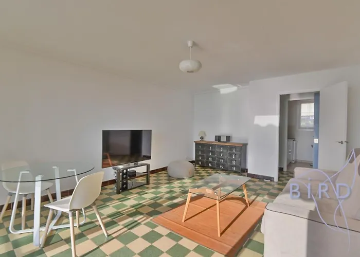 Lägenhet Large On The Seafront Antibes