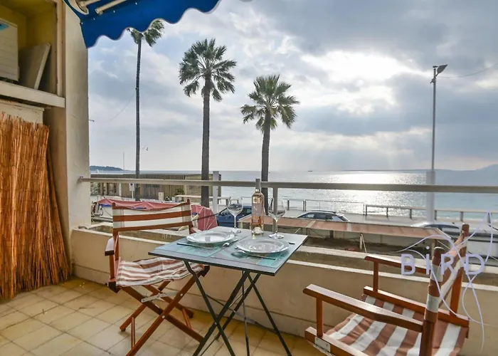 Lägenhet Large On The Seafront *